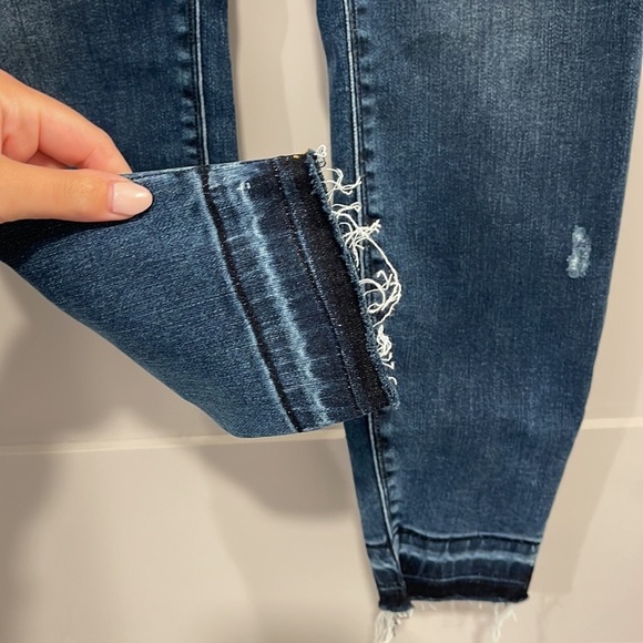 Spanx Distressed Ankle Skinny Jeans Medium Wash Medium - Picture 8 of 12